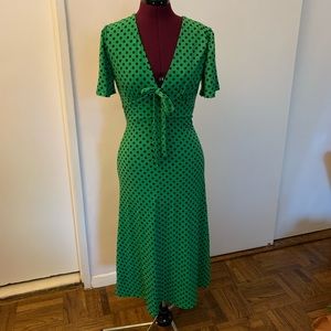 Green with black polka dots stretchy NWT